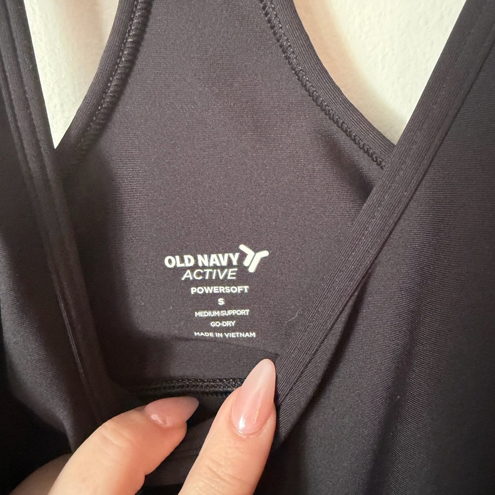 Old Navy Black Seamless Sports Bra – Size S – Activewear - Picture 2 of 3